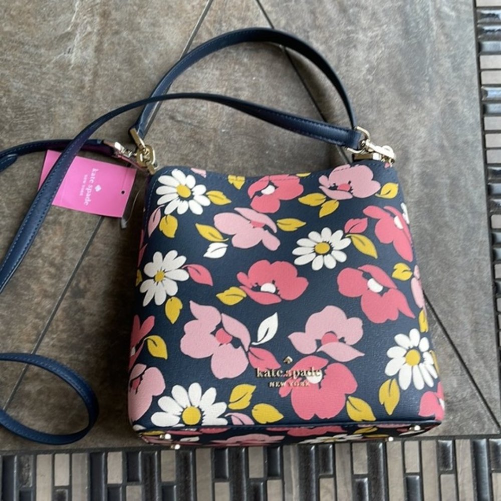 Kate Spade Darcy Small Bucket Bag Road Trip Floral Blue Multi
